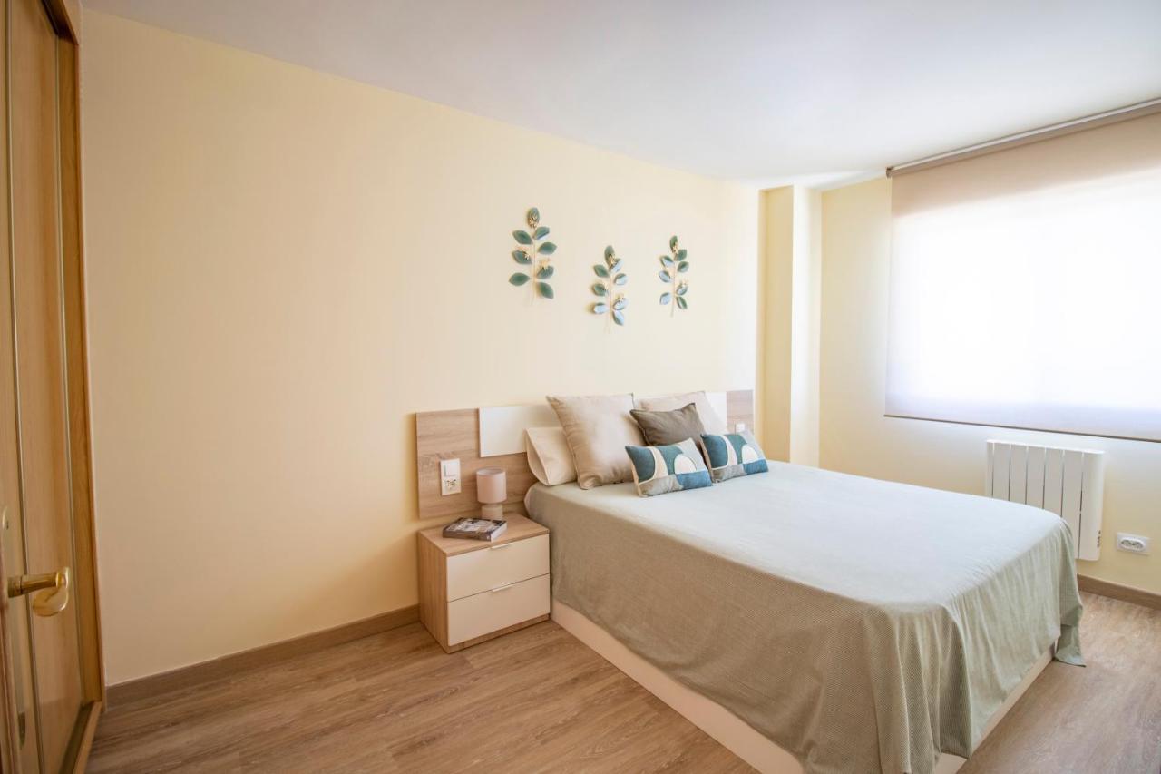 Aqua - A 250m Playa Apartment