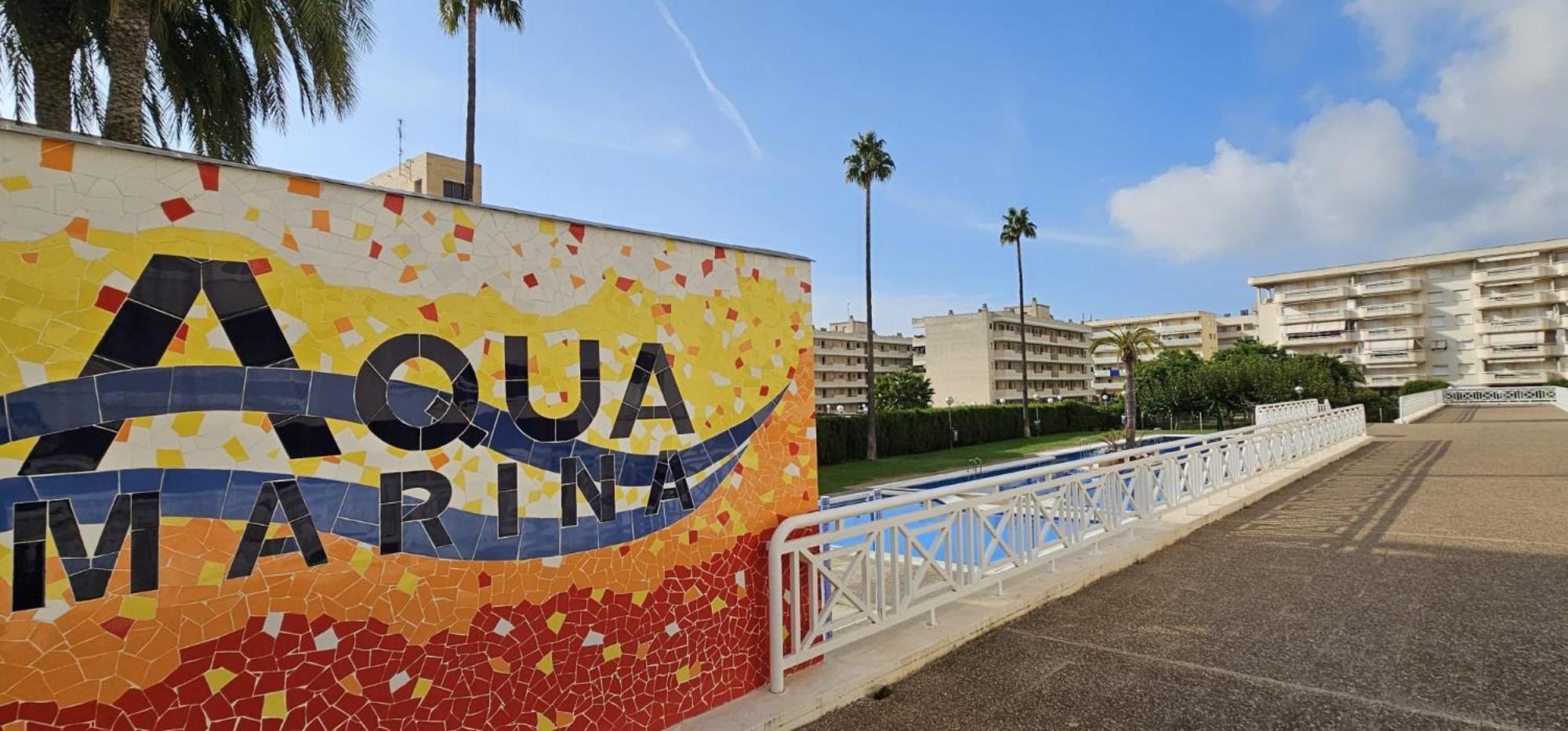 Aqua - A 250m Playa